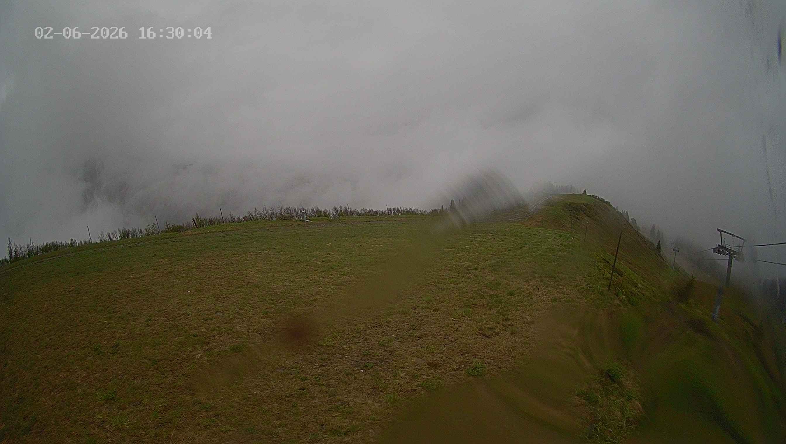 Archiv Foto Webcam Ladurns: Blick von der Bergstation Wastenegg