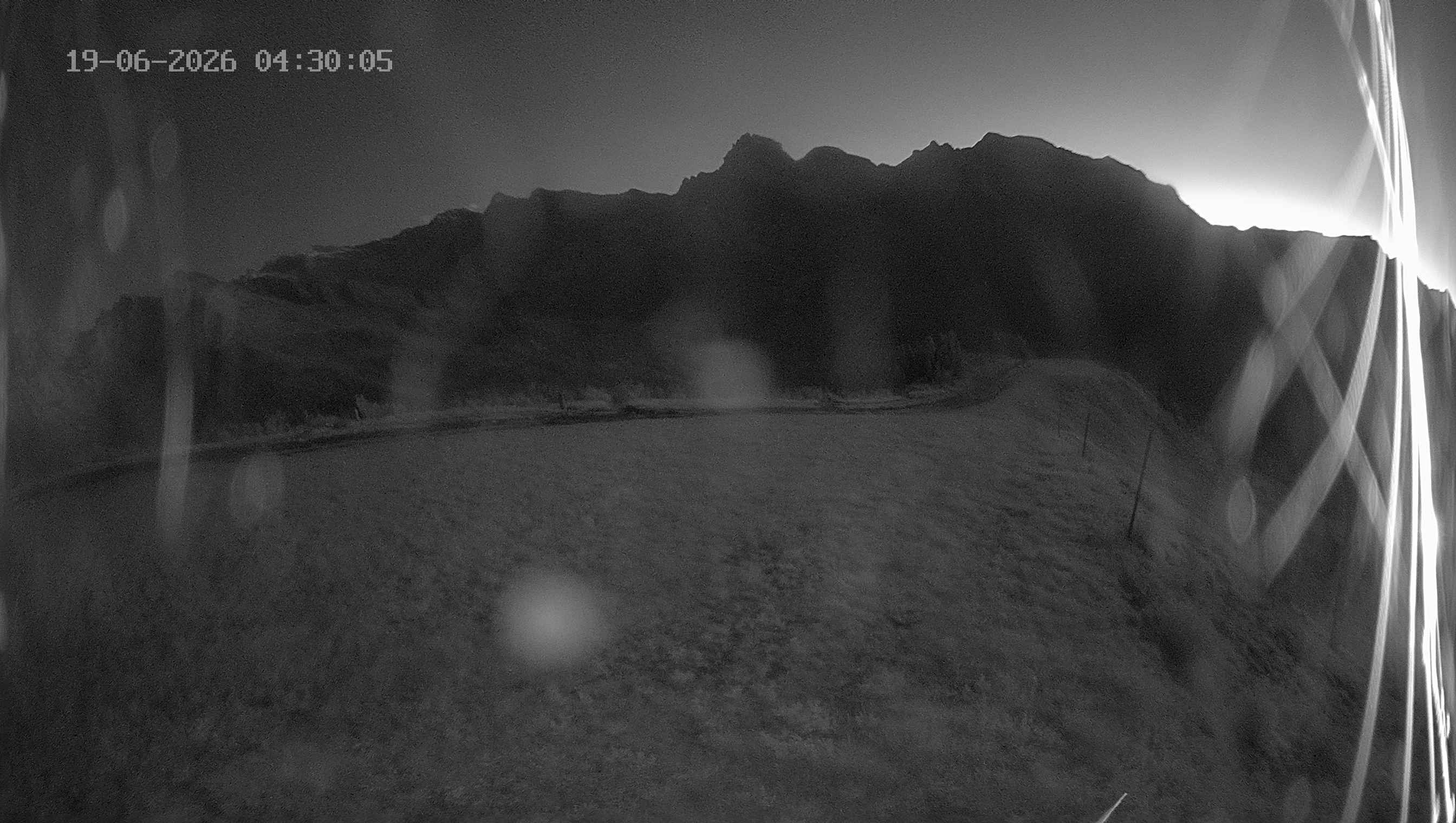 Archiv Foto Webcam Ladurns: Blick von der Bergstation Wastenegg