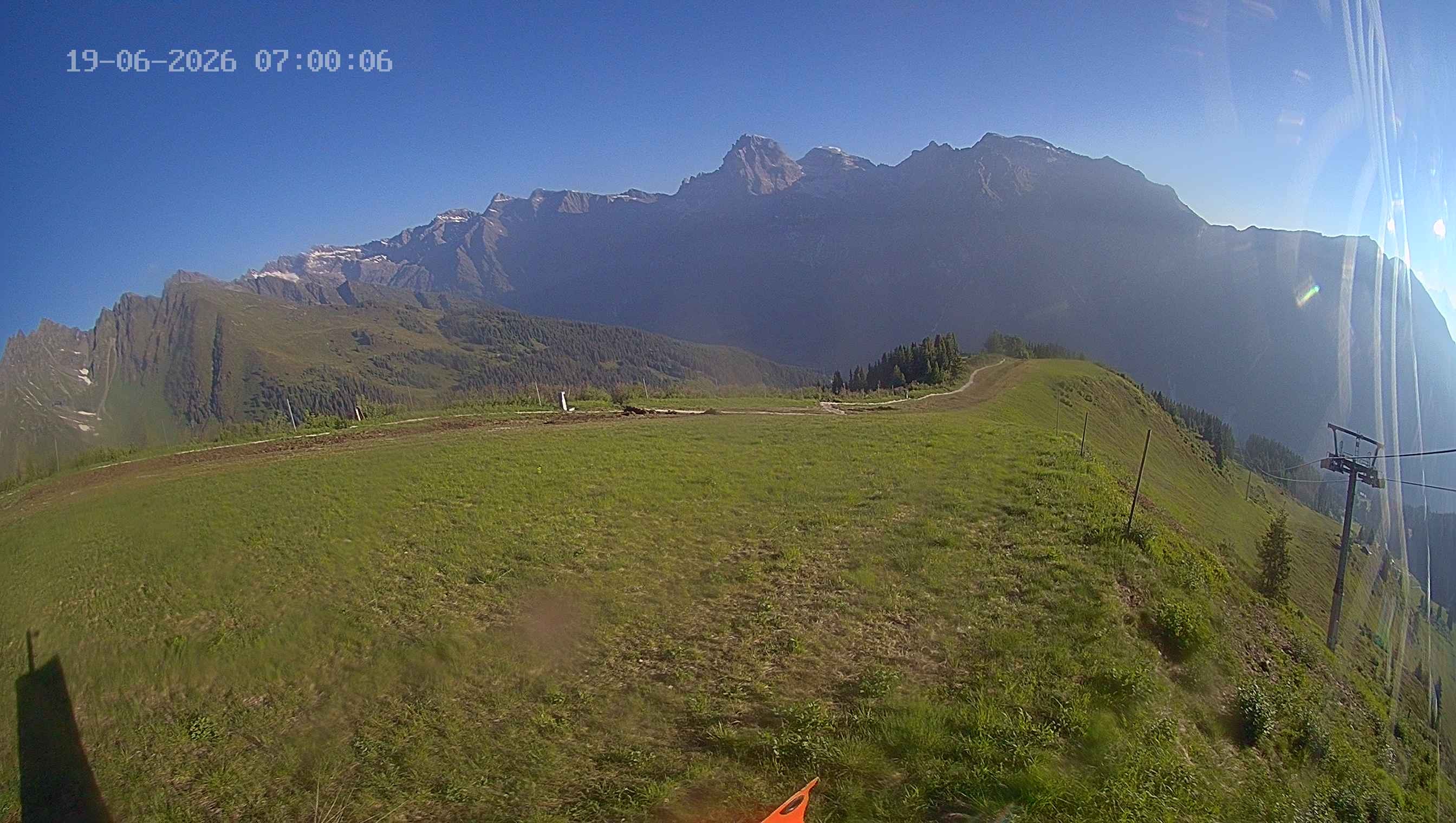 Archiv Foto Webcam Ladurns: Blick von der Bergstation Wastenegg