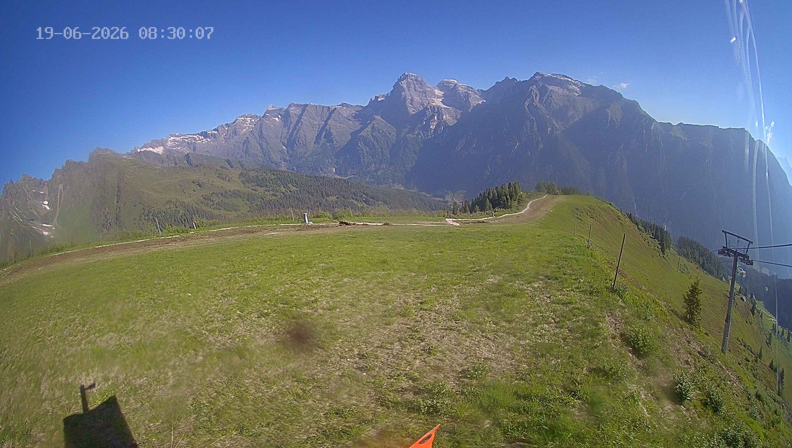 Archiv Foto Webcam Ladurns: Blick von der Bergstation Wastenegg