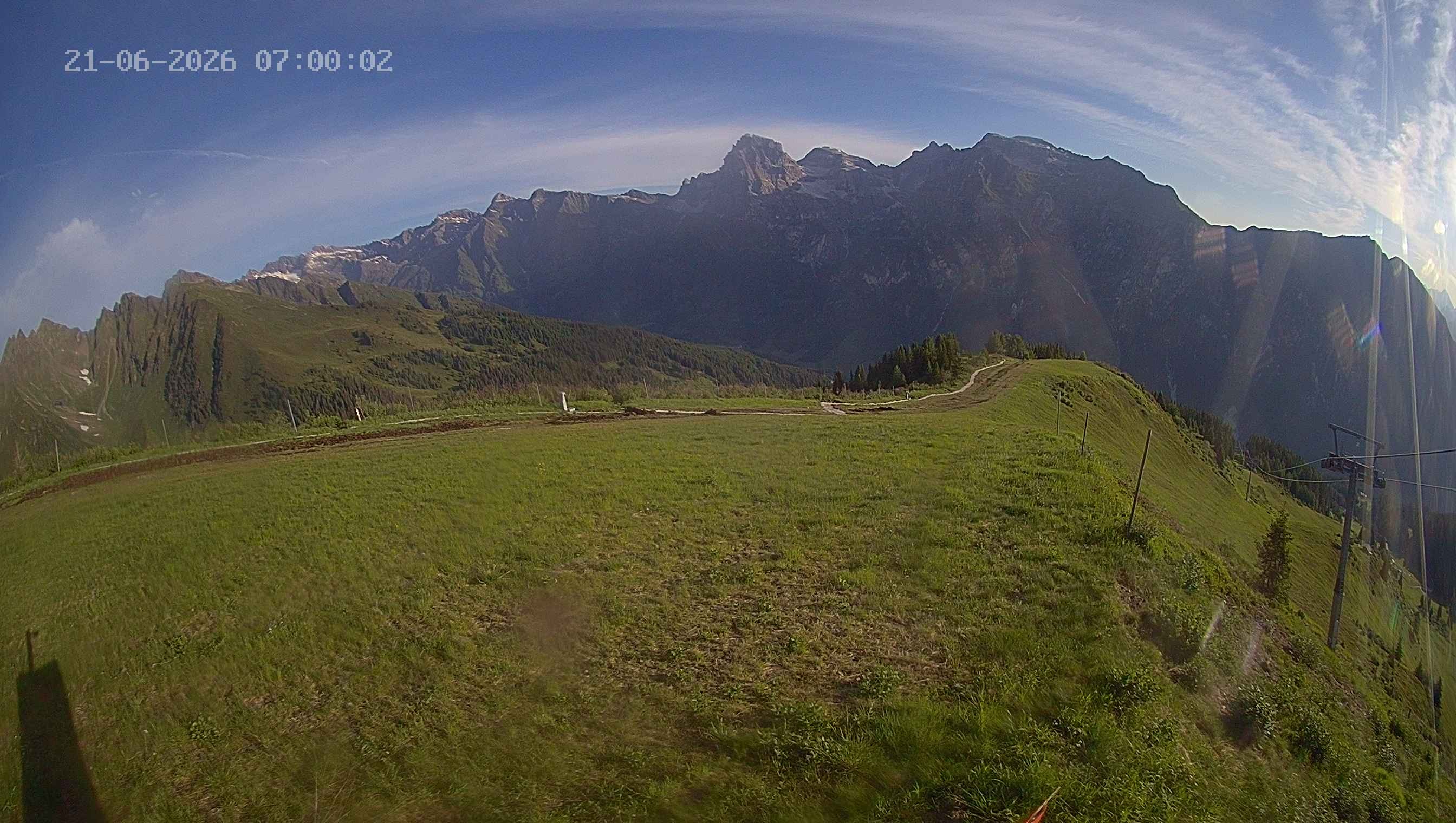 Archiv Foto Webcam Ladurns: Blick von der Bergstation Wastenegg