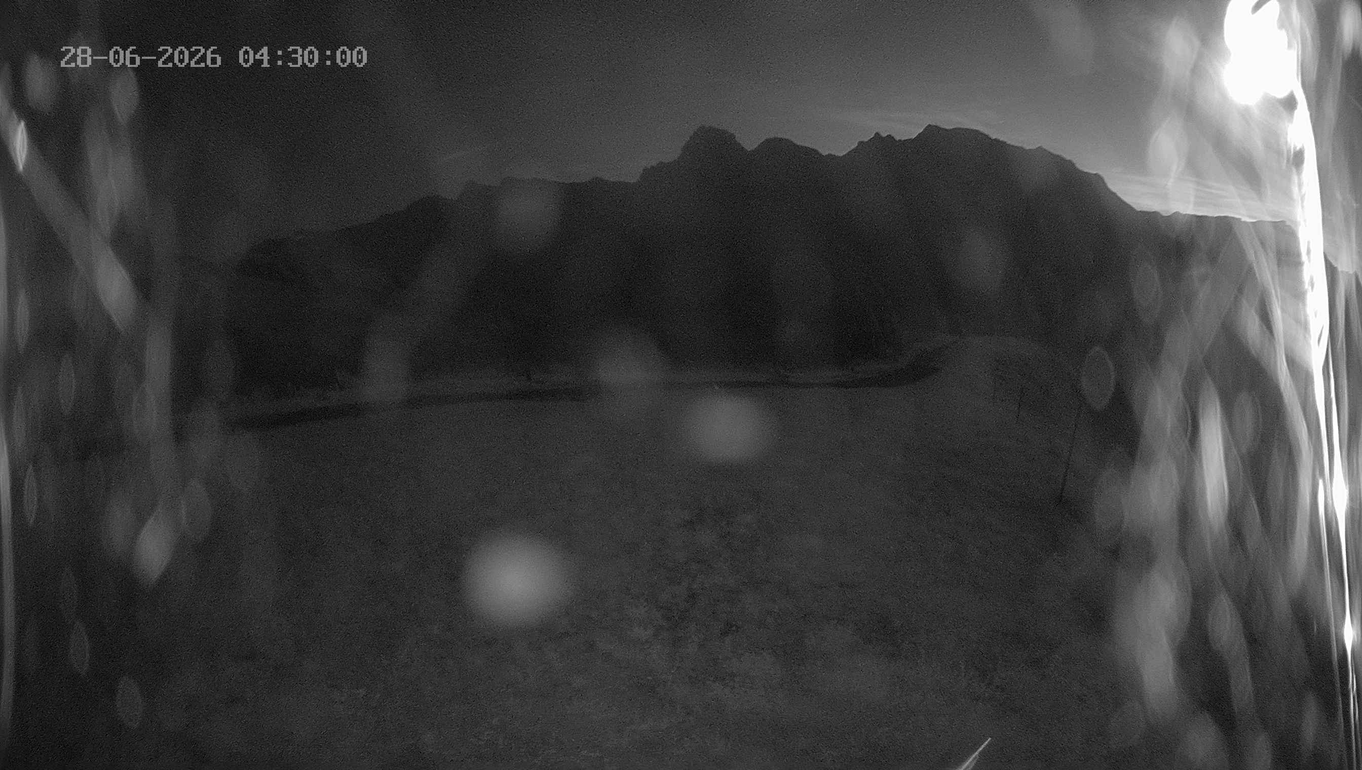 Archiv Foto Webcam Ladurns: Blick von der Bergstation Wastenegg