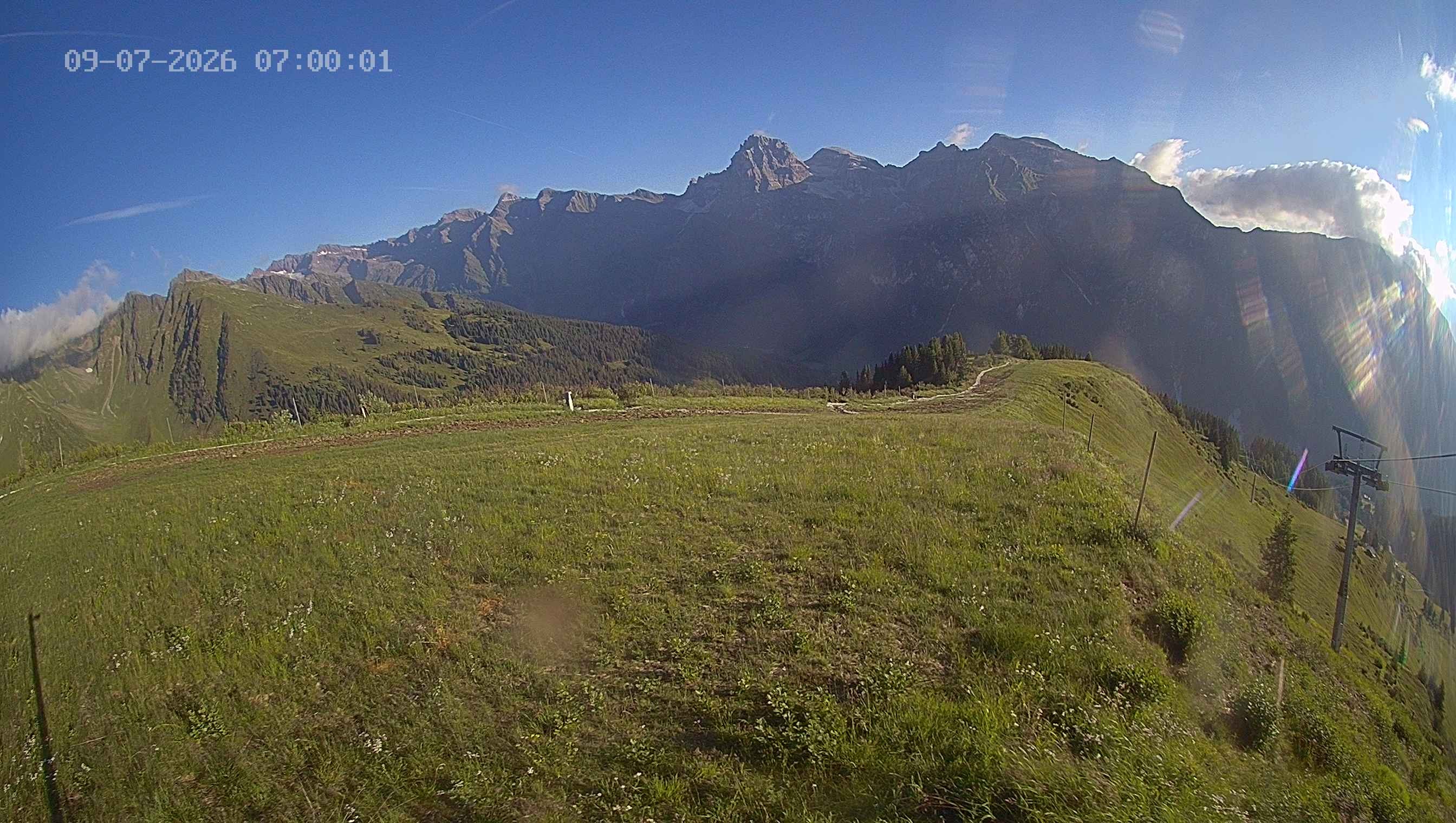 Archiv Foto Webcam Ladurns: Blick von der Bergstation Wastenegg