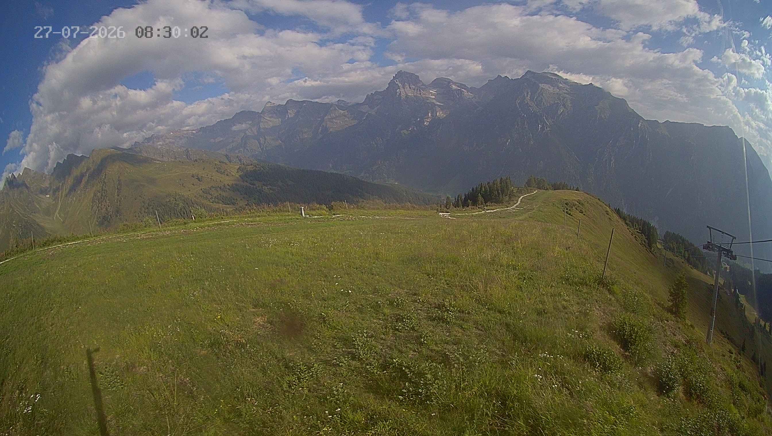 Archiv Foto Webcam Ladurns: Blick von der Bergstation Wastenegg