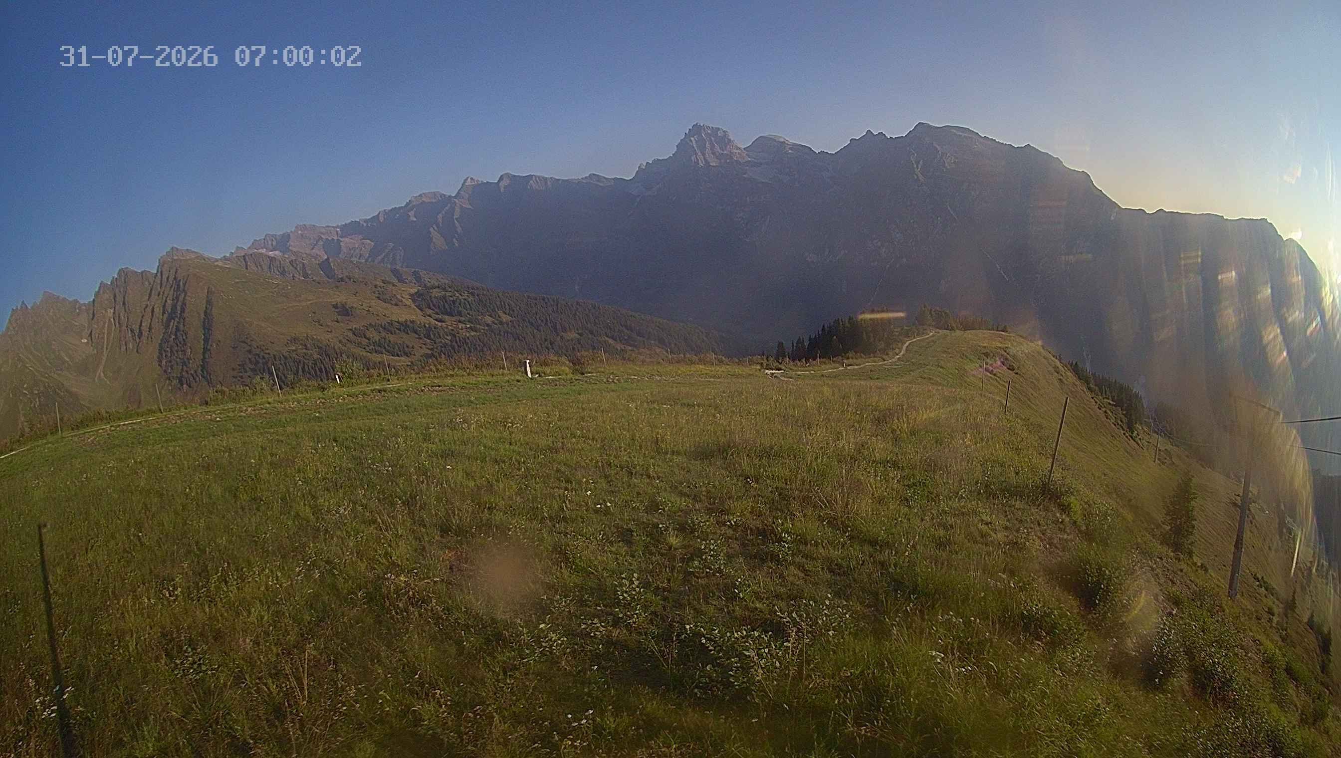 Archiv Foto Webcam Ladurns: Blick von der Bergstation Wastenegg