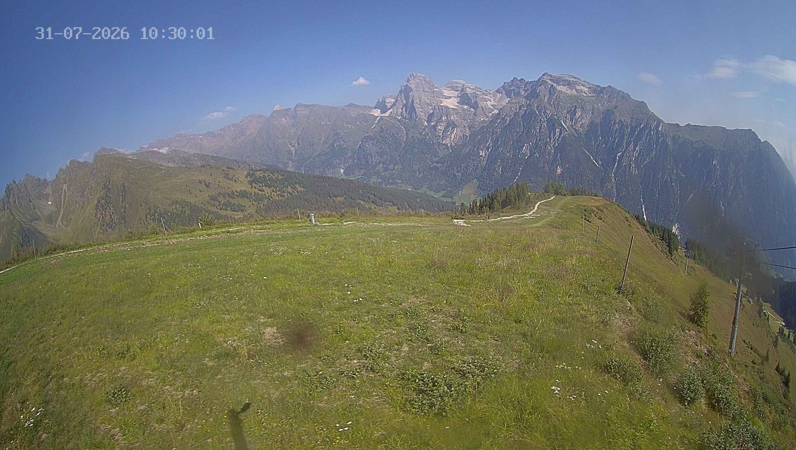 Archiv Foto Webcam Ladurns: Blick von der Bergstation Wastenegg