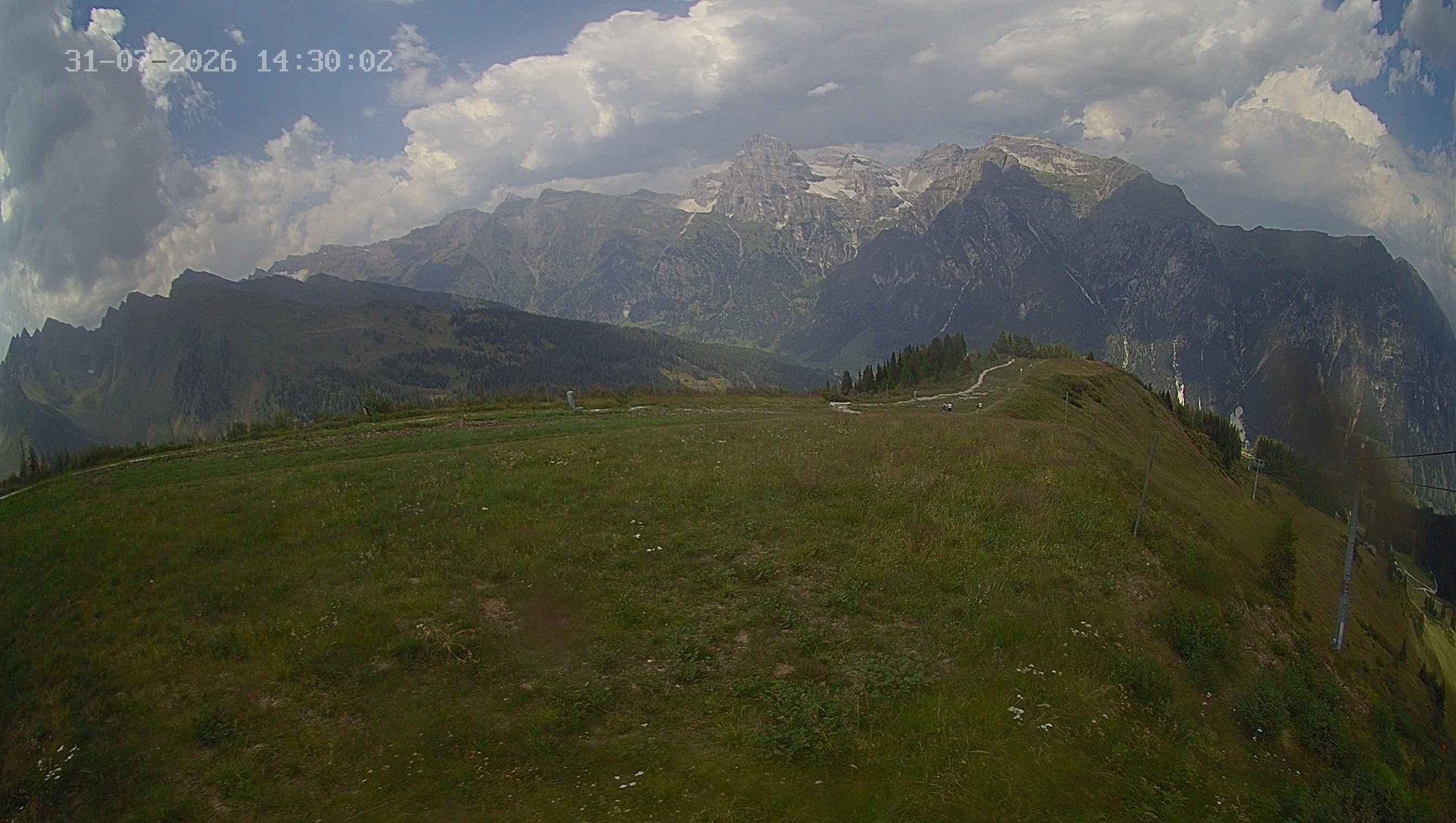 Archiv Foto Webcam Ladurns: Blick von der Bergstation Wastenegg
