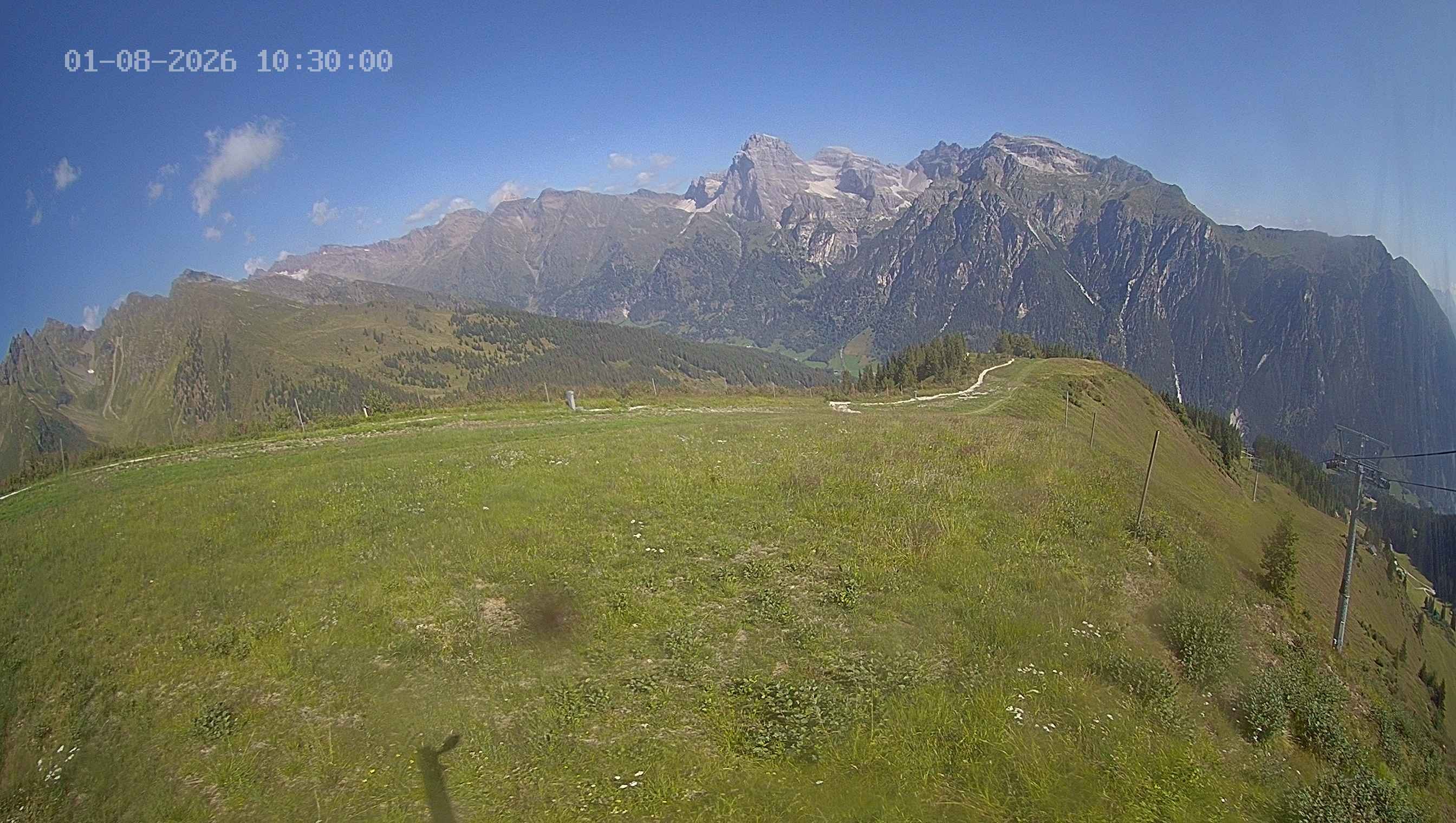 Archiv Foto Webcam Ladurns: Blick von der Bergstation Wastenegg