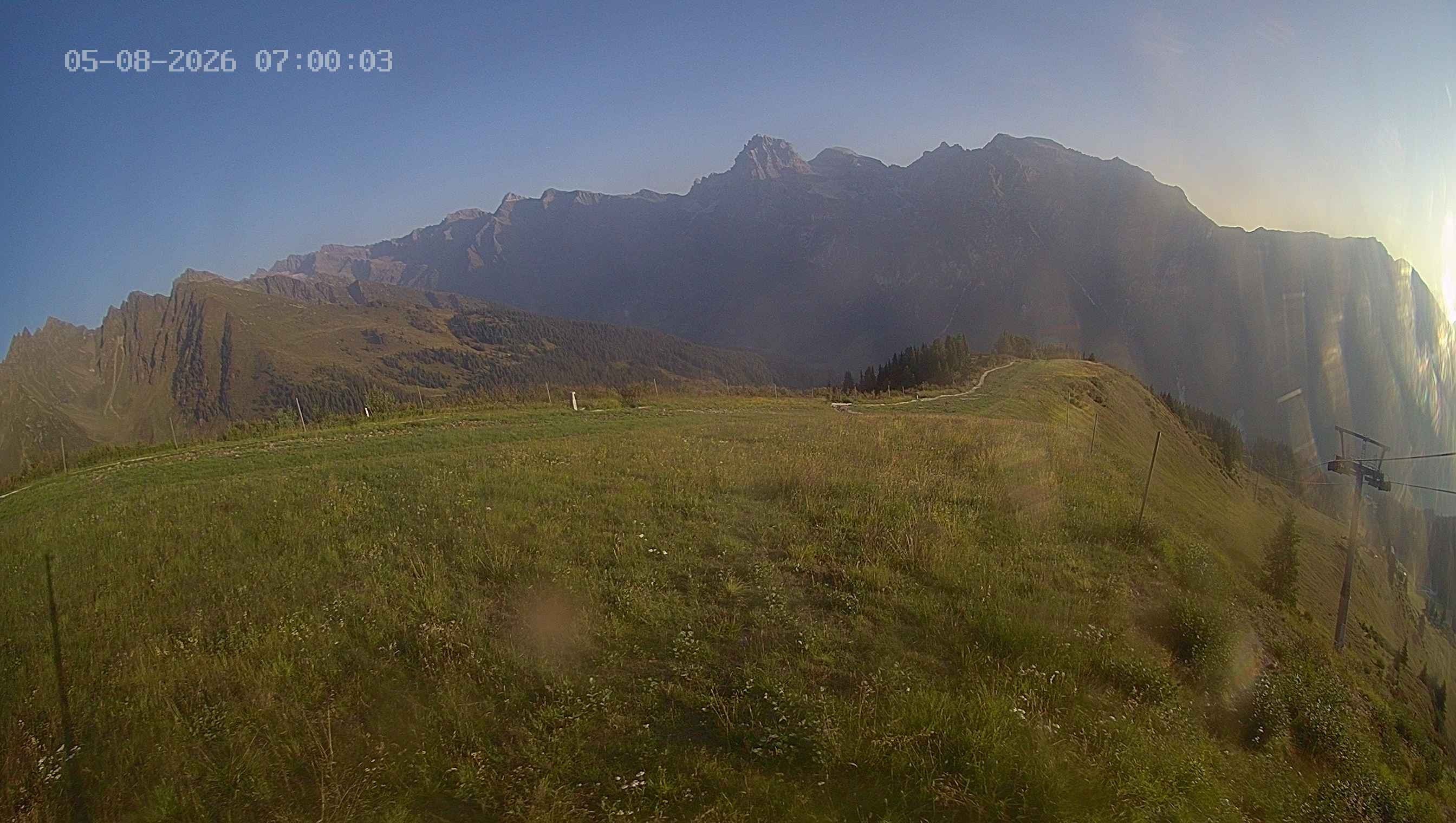 Archiv Foto Webcam Ladurns: Blick von der Bergstation Wastenegg