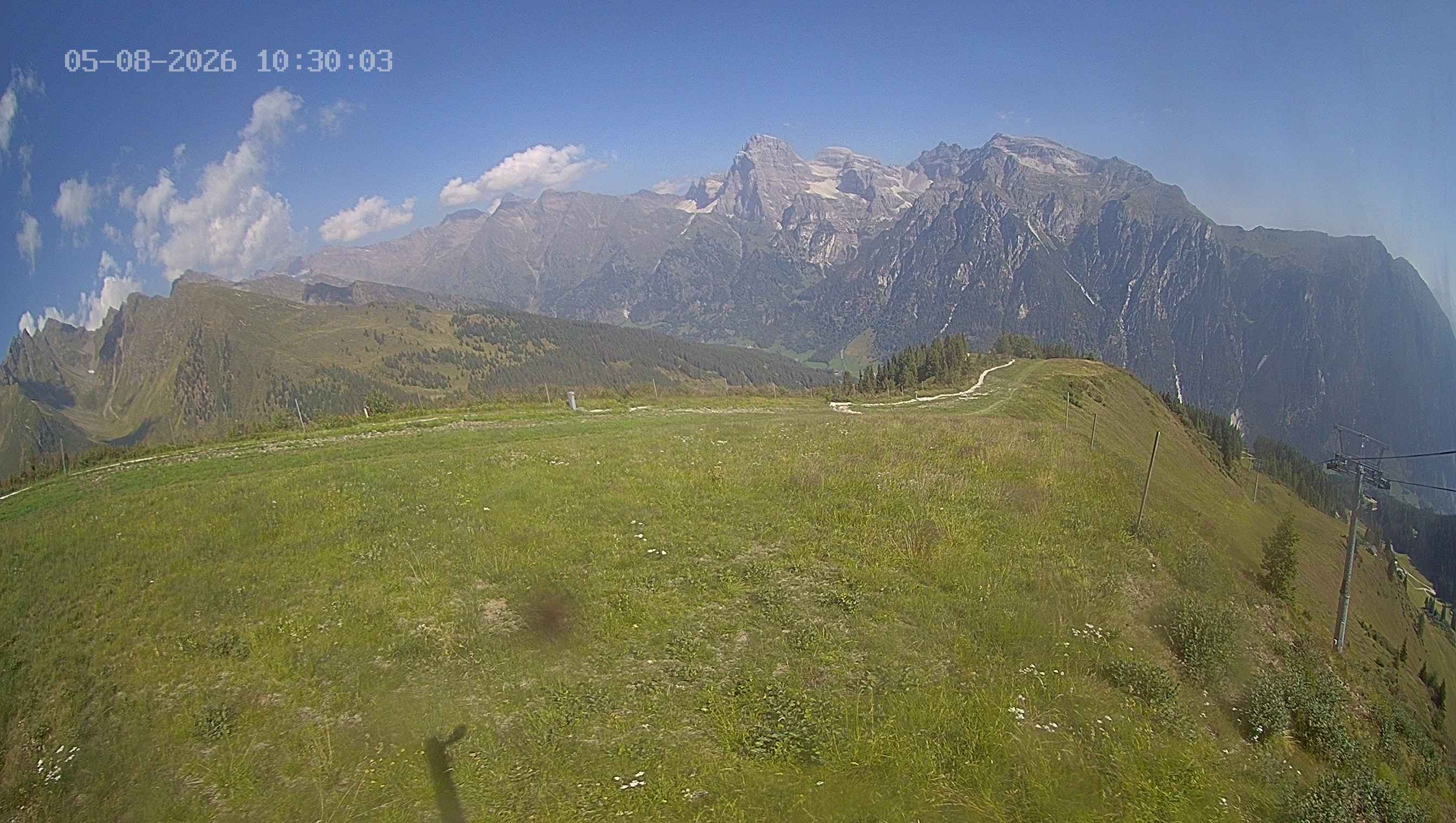 Archiv Foto Webcam Ladurns: Blick von der Bergstation Wastenegg
