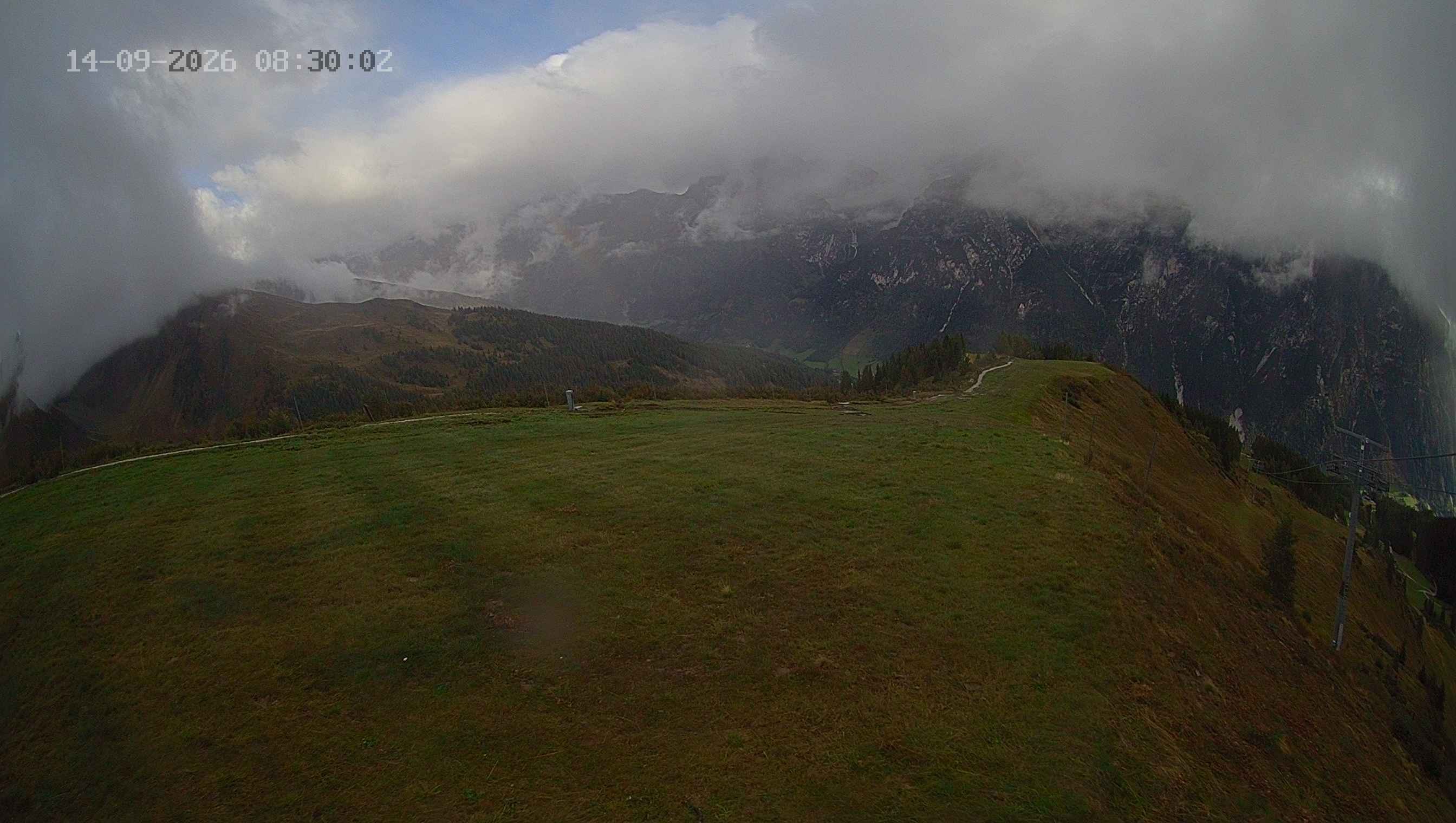 Archiv Foto Webcam Ladurns: Blick von der Bergstation Wastenegg