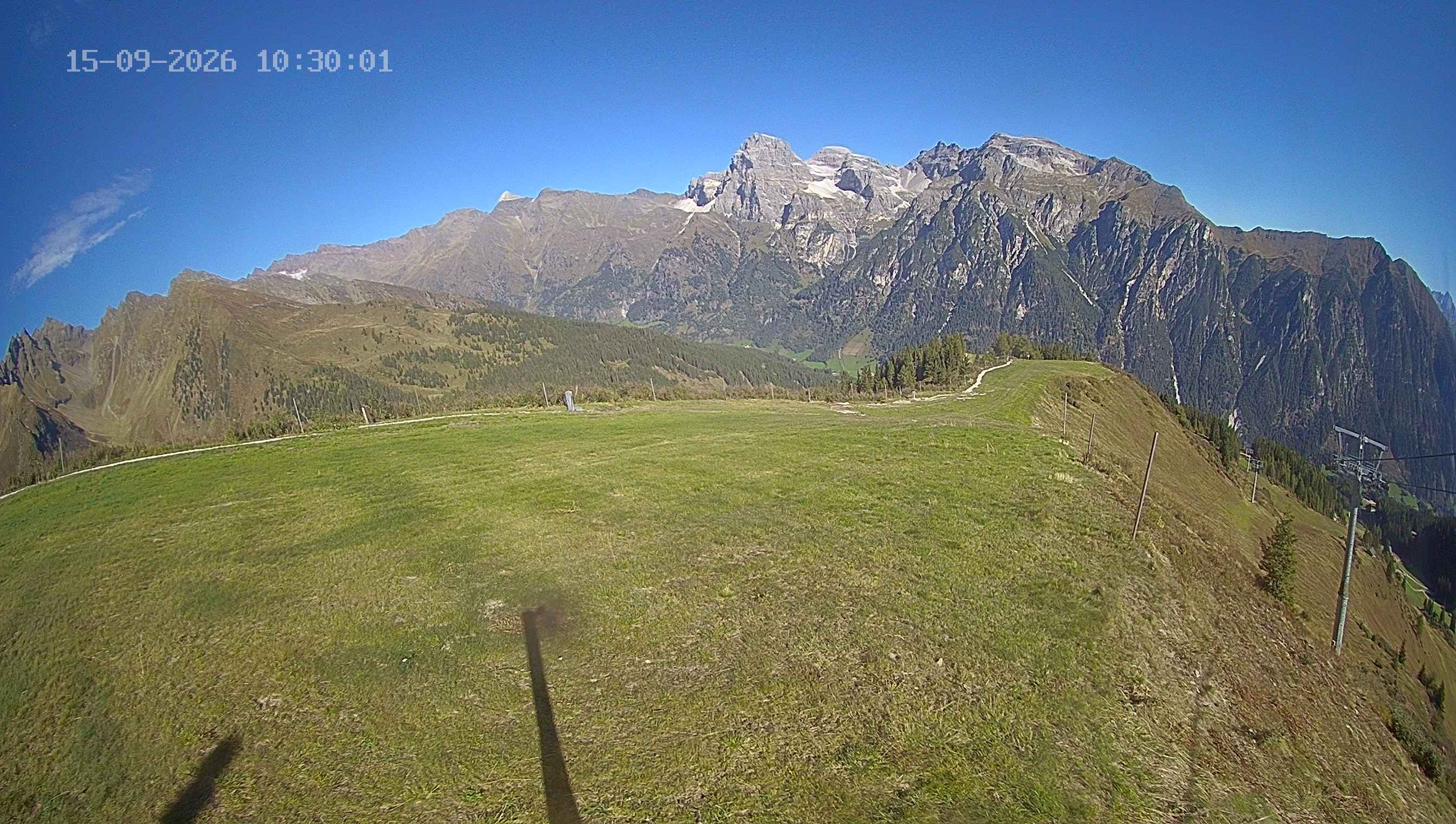 Archiv Foto Webcam Ladurns: Blick von der Bergstation Wastenegg