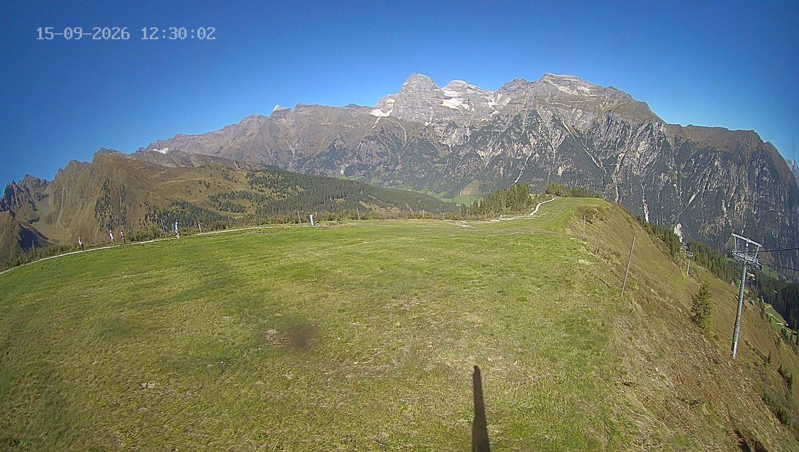 Archiv Foto Webcam Ladurns: Blick von der Bergstation Wastenegg