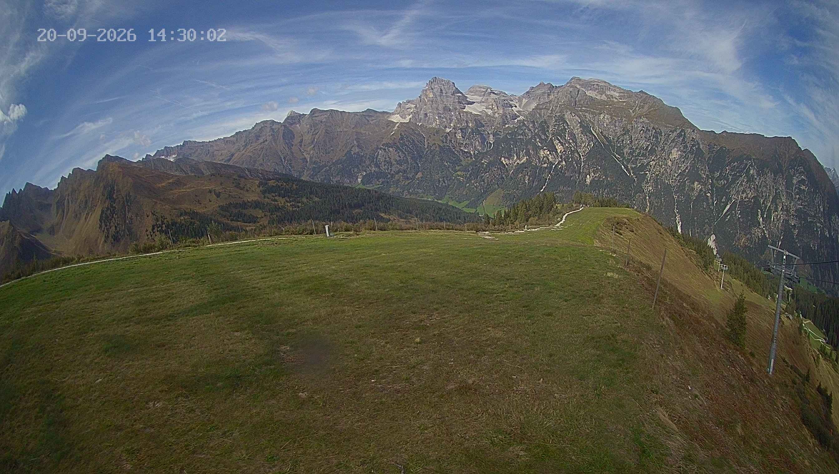 Archiv Foto Webcam Ladurns: Blick von der Bergstation Wastenegg
