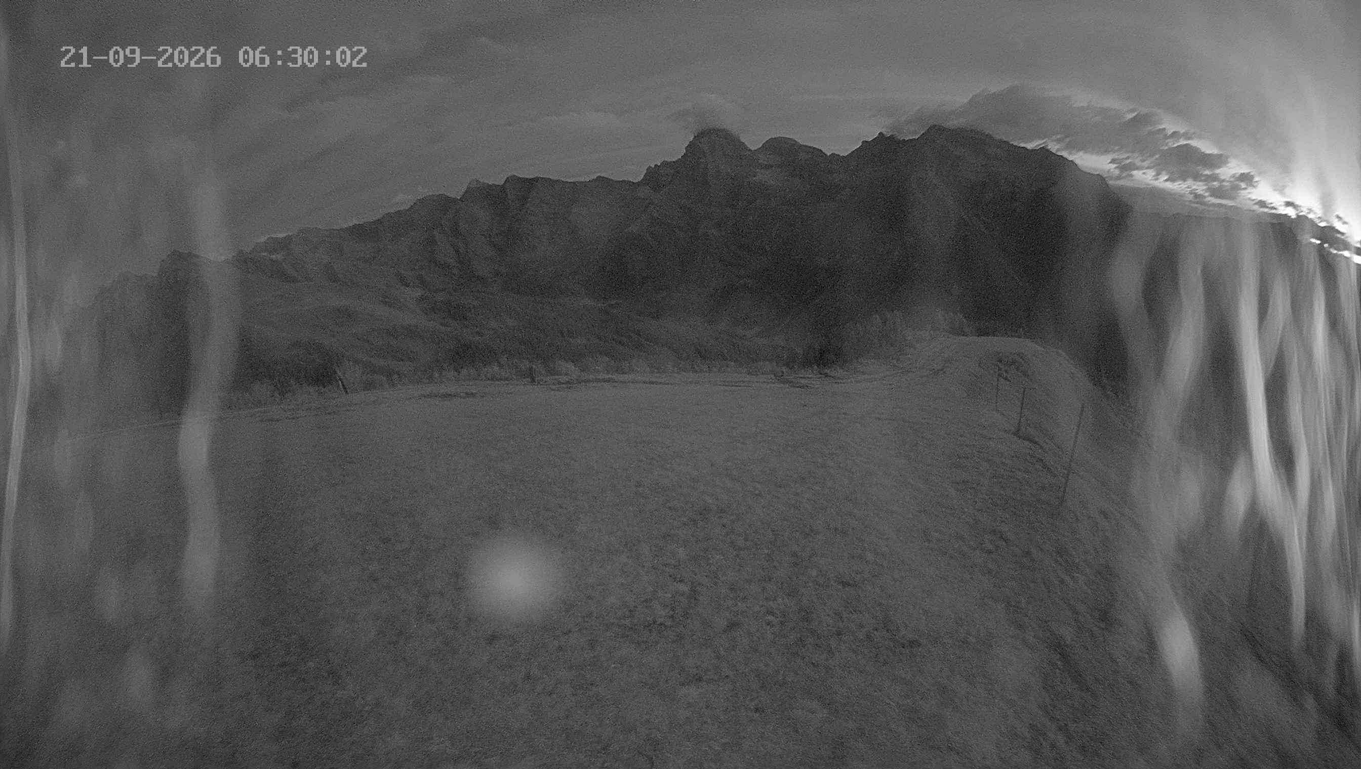Archiv Foto Webcam Ladurns: Blick von der Bergstation Wastenegg