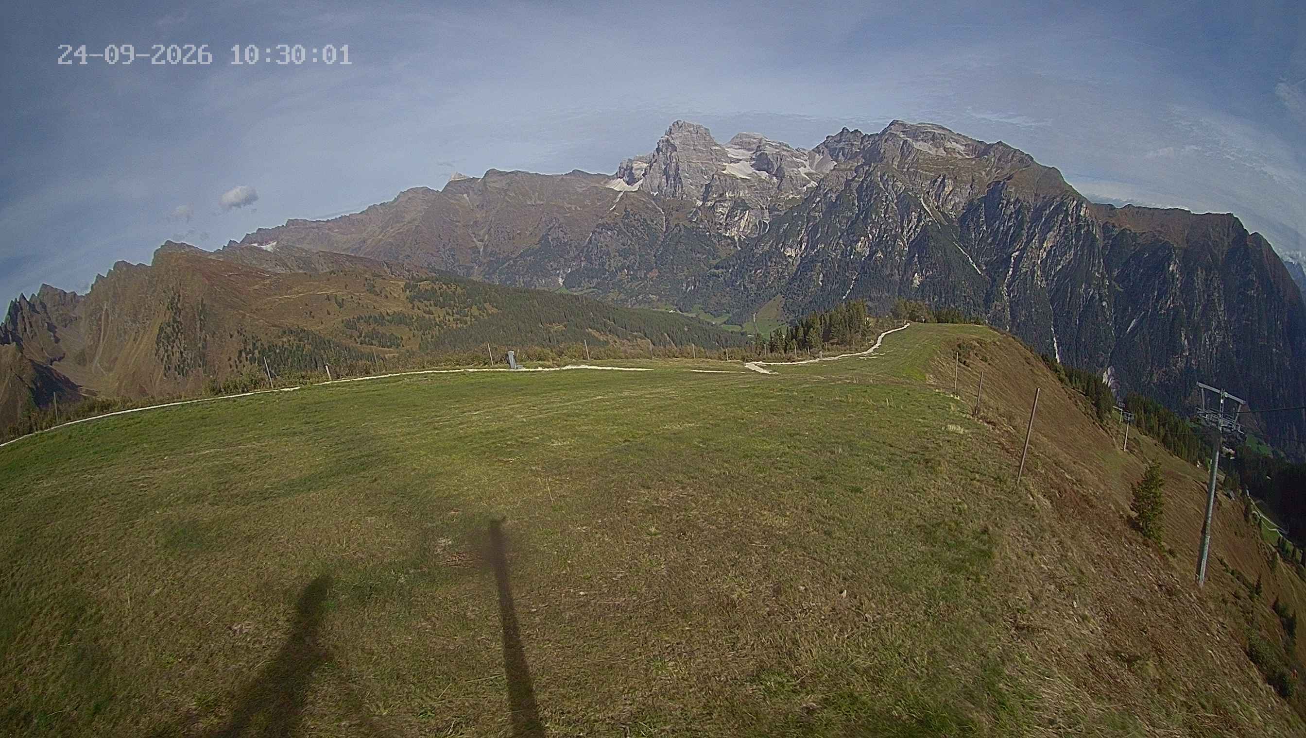 Archiv Foto Webcam Ladurns: Blick von der Bergstation Wastenegg
