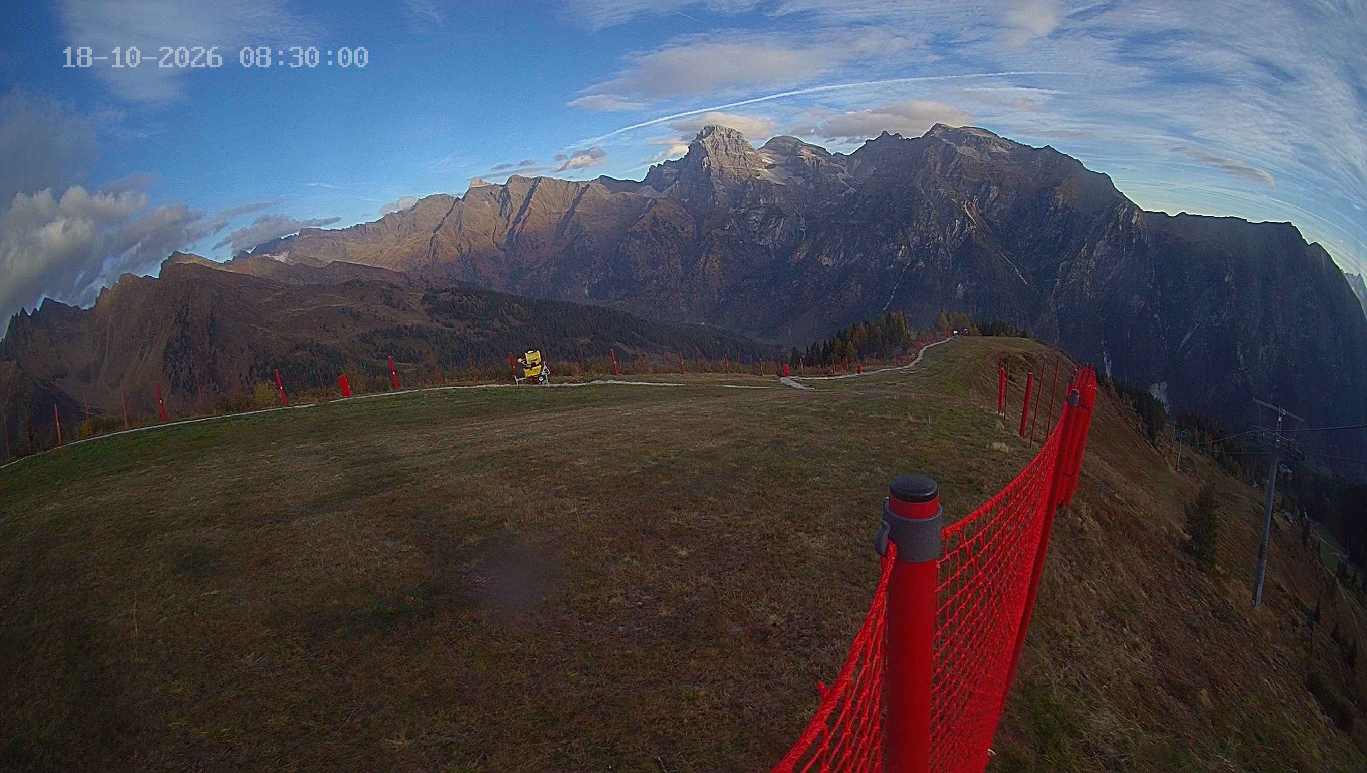 Archiv Foto Webcam Ladurns: Blick von der Bergstation Wastenegg