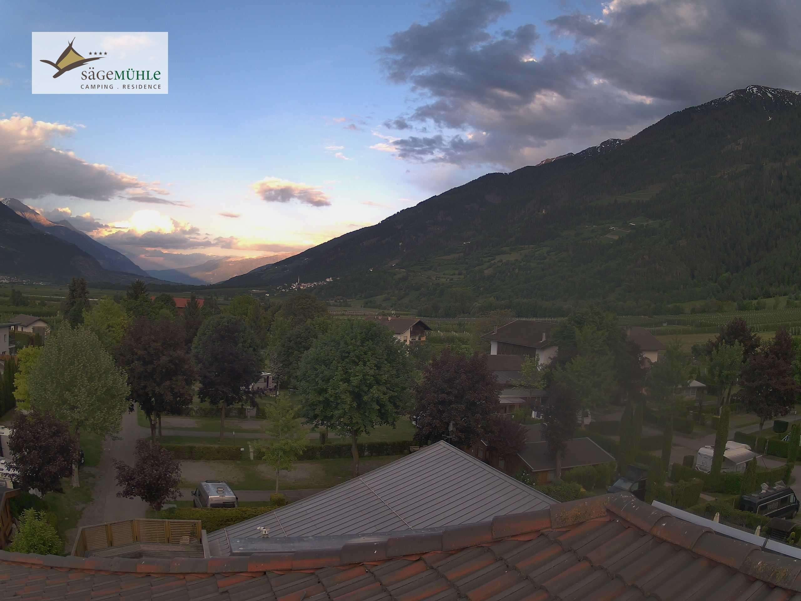 Archiv Foto Webcam Prad am Stilfserjoch – Blick auf den Campingplatz