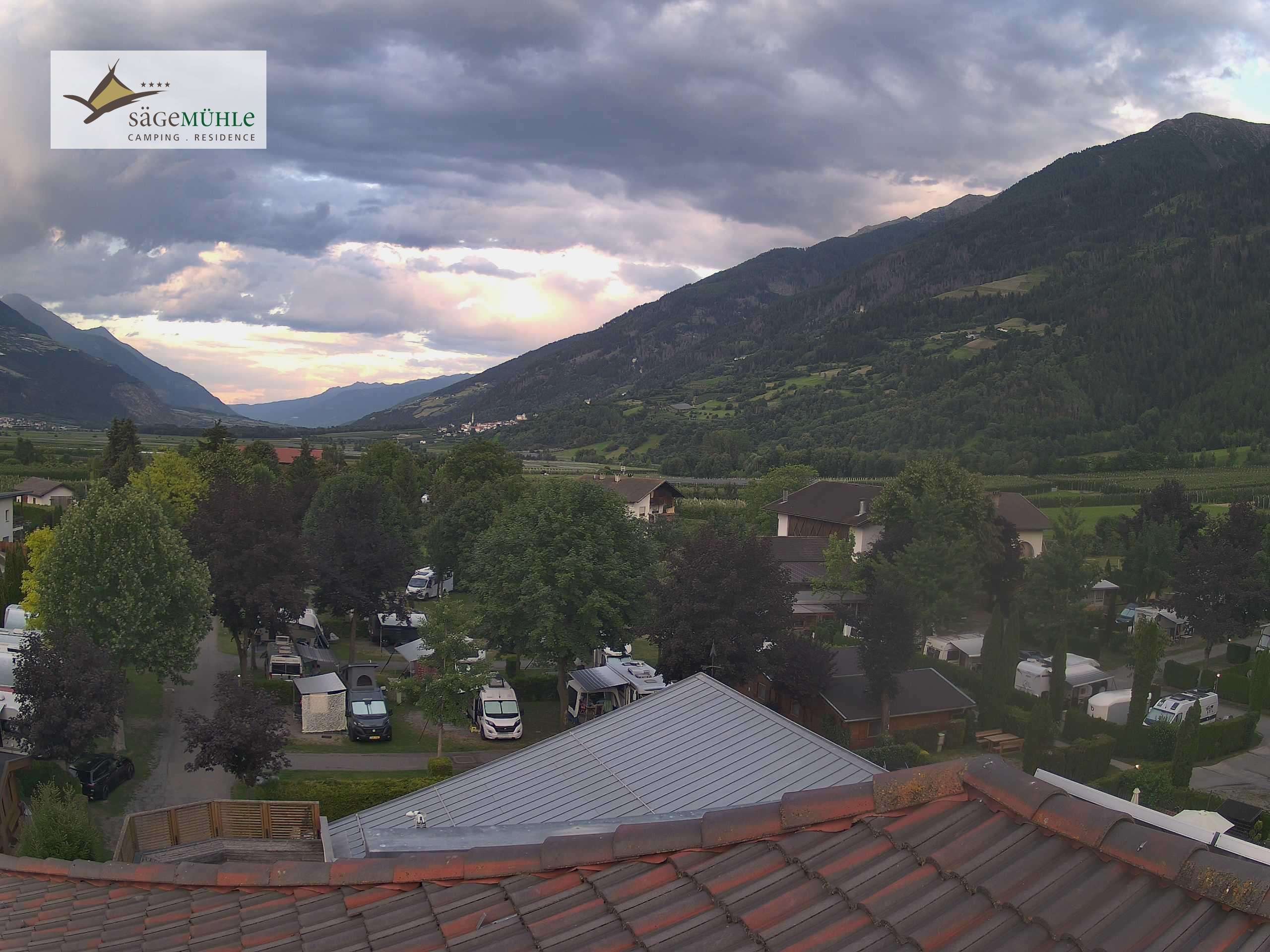 Archiv Foto Webcam Prad am Stilfserjoch – Blick auf den Campingplatz