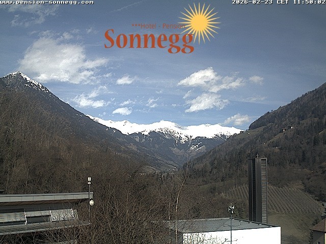 Archiv Foto Webcam Saltaus bei Meran: Hotel Sonnegg