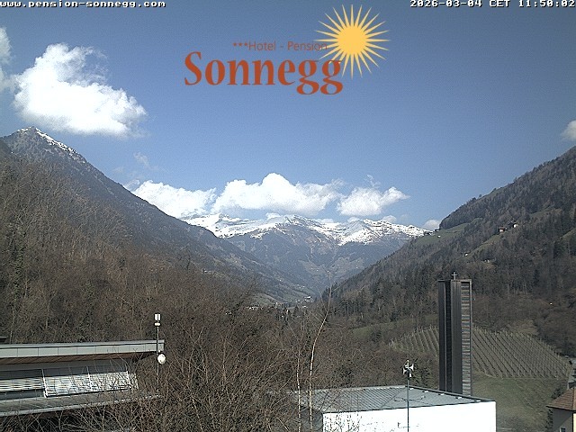 Archiv Foto Webcam Saltaus bei Meran: Hotel Sonnegg