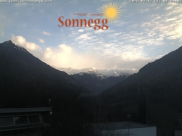 Archiv Foto Webcam Saltaus bei Meran: Hotel Sonnegg
