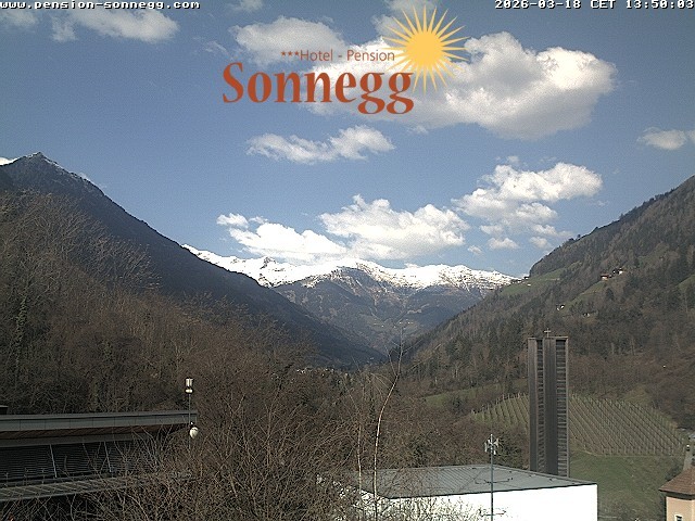 Archiv Foto Webcam Saltaus bei Meran: Hotel Sonnegg