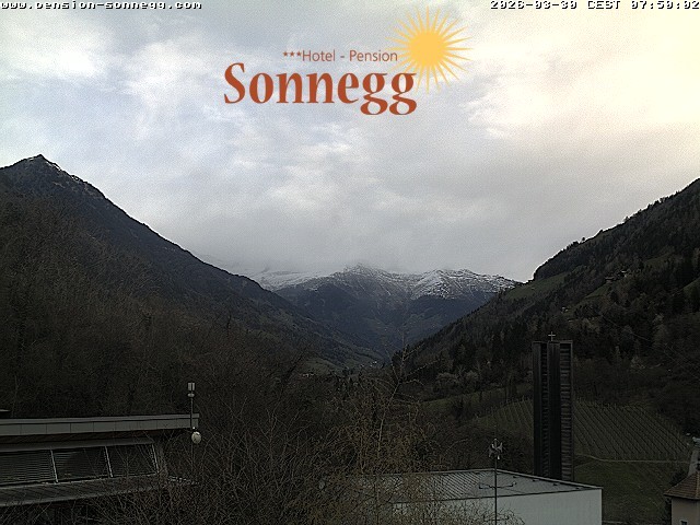 Archiv Foto Webcam Saltaus bei Meran: Hotel Sonnegg