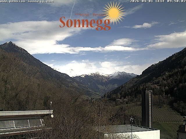 Archiv Foto Webcam Saltaus bei Meran: Hotel Sonnegg