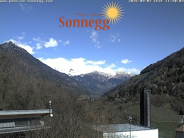 Archiv Foto Webcam Saltaus bei Meran: Hotel Sonnegg