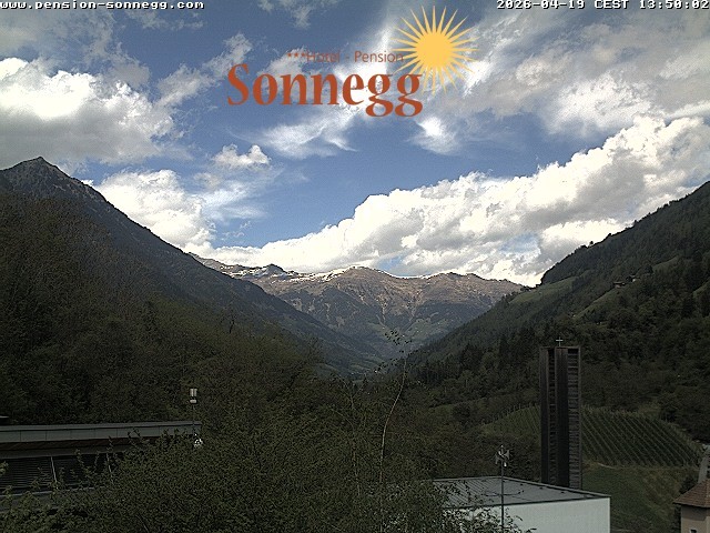 Archiv Foto Webcam Saltaus bei Meran: Hotel Sonnegg