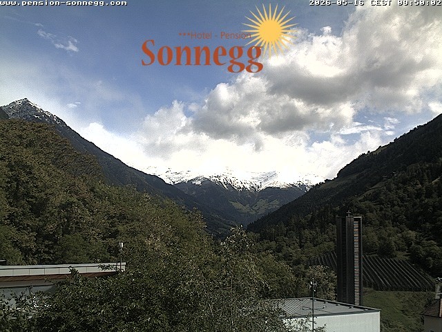 Archiv Foto Webcam Saltaus bei Meran: Hotel Sonnegg