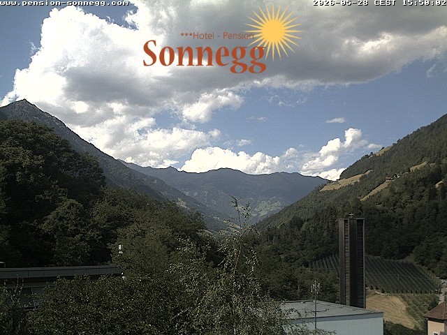 Archiv Foto Webcam Saltaus bei Meran: Hotel Sonnegg