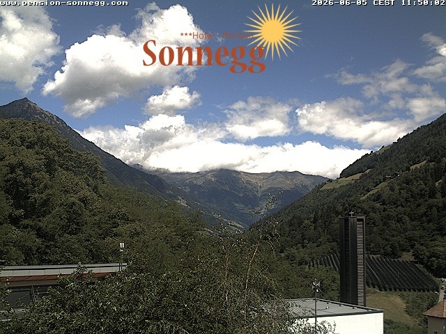 Archiv Foto Webcam Saltaus bei Meran: Hotel Sonnegg
