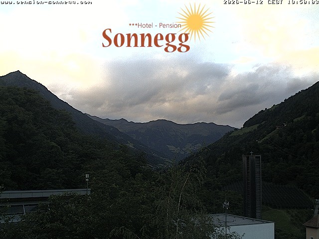 Archiv Foto Webcam Saltaus bei Meran: Hotel Sonnegg