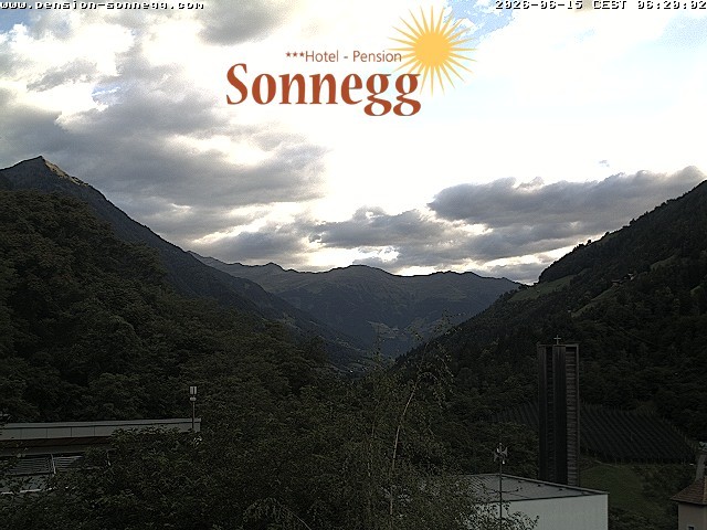 Archiv Foto Webcam Saltaus bei Meran: Hotel Sonnegg