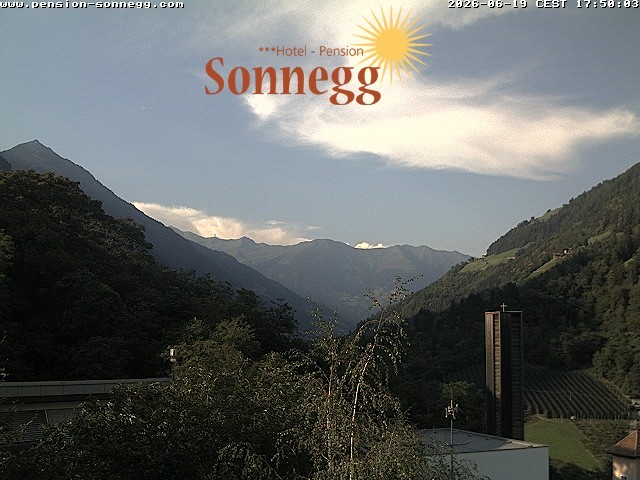 Archiv Foto Webcam Saltaus bei Meran: Hotel Sonnegg