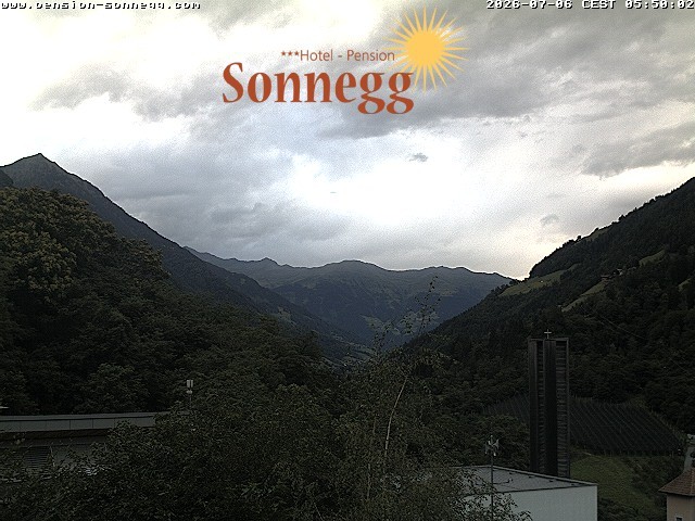 Archiv Foto Webcam Saltaus bei Meran: Hotel Sonnegg