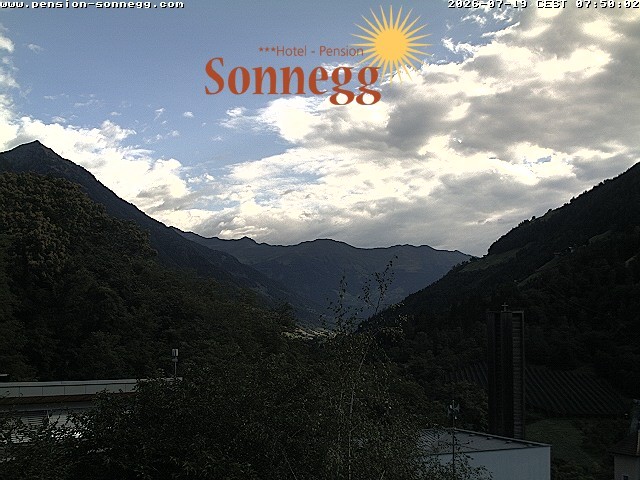 Archiv Foto Webcam Saltaus bei Meran: Hotel Sonnegg