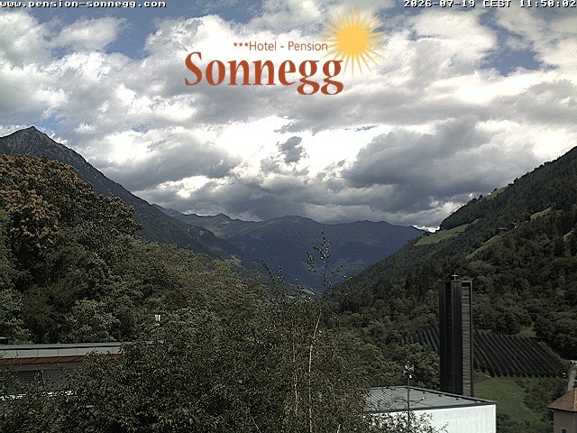 Archiv Foto Webcam Saltaus bei Meran: Hotel Sonnegg