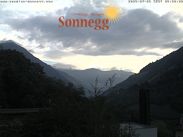 Archiv Foto Webcam Saltaus bei Meran: Hotel Sonnegg
