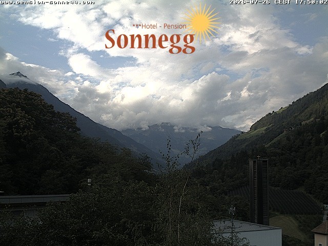 Archiv Foto Webcam Saltaus bei Meran: Hotel Sonnegg