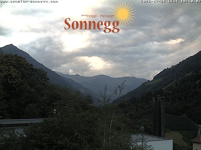 Archiv Foto Webcam Saltaus bei Meran: Hotel Sonnegg