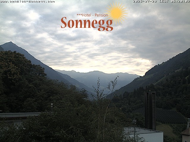 Archiv Foto Webcam Saltaus bei Meran: Hotel Sonnegg