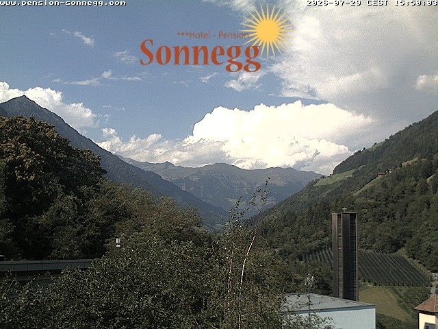 Archiv Foto Webcam Saltaus bei Meran: Hotel Sonnegg