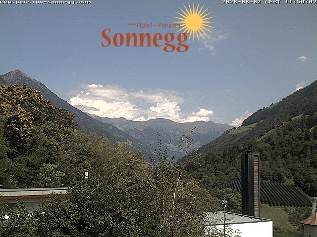 Archiv Foto Webcam Saltaus bei Meran: Hotel Sonnegg