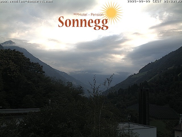 Archiv Foto Webcam Saltaus bei Meran: Hotel Sonnegg