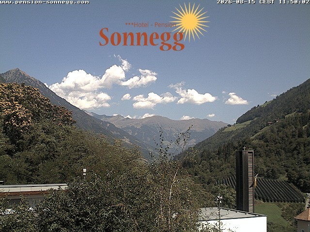 Archiv Foto Webcam Saltaus bei Meran: Hotel Sonnegg