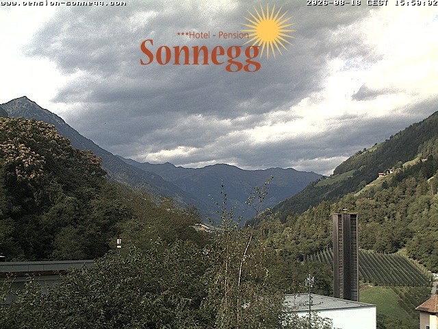 Archiv Foto Webcam Saltaus bei Meran: Hotel Sonnegg
