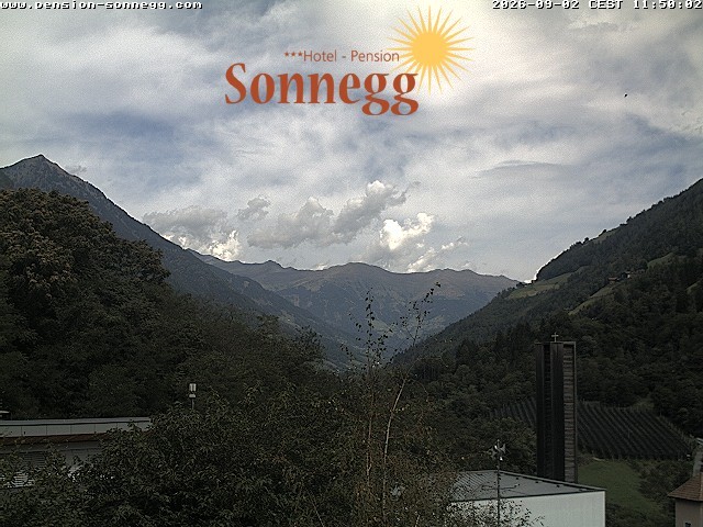 Archiv Foto Webcam Saltaus bei Meran: Hotel Sonnegg